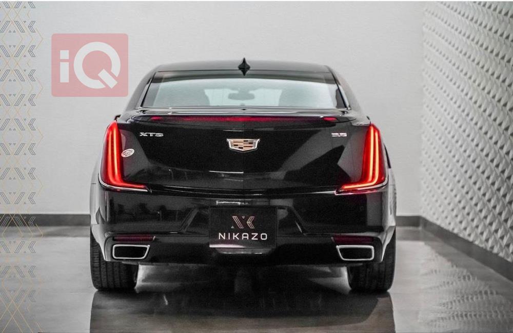 كاديلاك XTS